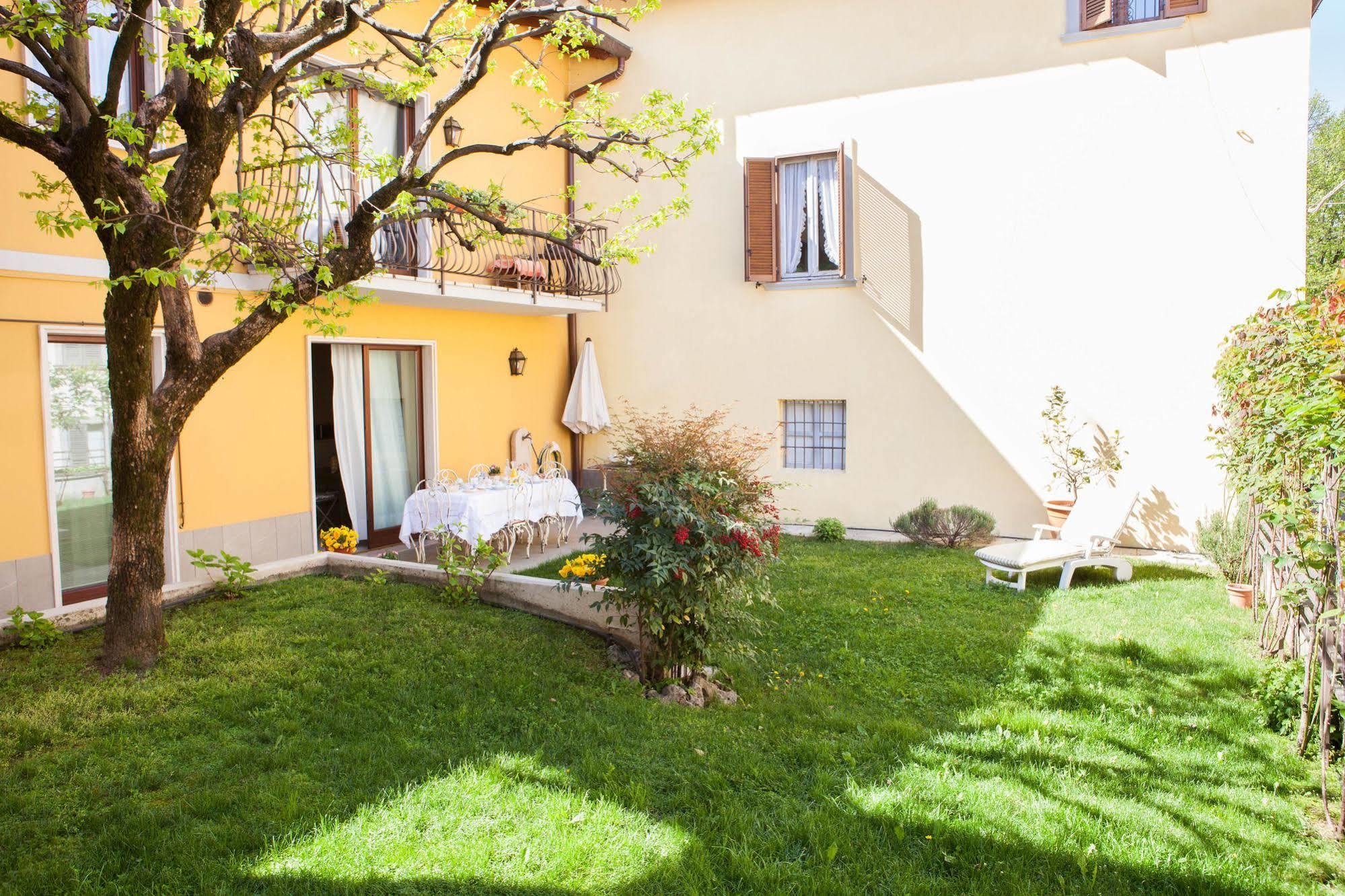 Botton D'oro Pelabrocco Bed and breakfast 2*
